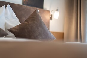 Lapis Monti - Apartments & Suites