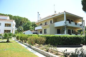 Niki Hotel Apartments