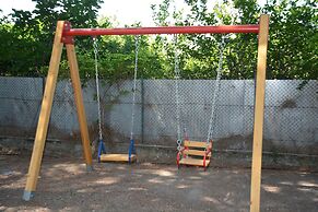 Niki Hotel Apartments