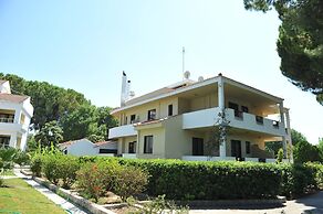 Niki Hotel Apartments