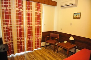 Niki Hotel Apartments