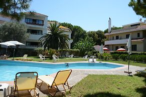 Niki Hotel Apartments