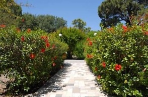 Niki Hotel Apartments