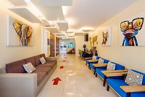 Hallo Patong Hotel & Restaurant