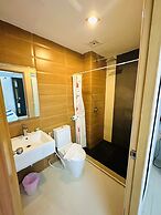 Hallo Patong Hotel & Restaurant