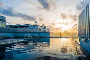 Hallo Patong Hotel & Restaurant