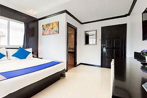 Hallo Patong Hotel & Restaurant