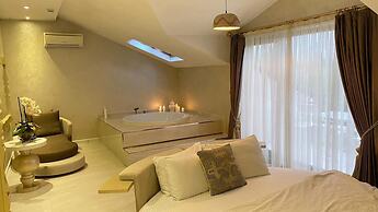 Lale Boutique Hotel