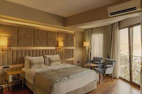 Lale Boutique Hotel