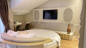 Lale Boutique Hotel