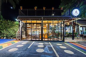 Thanthip Beach Resort