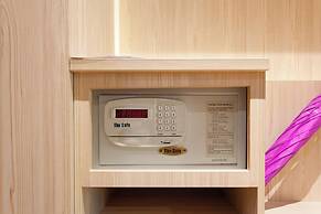 Thanthip Beach Resort