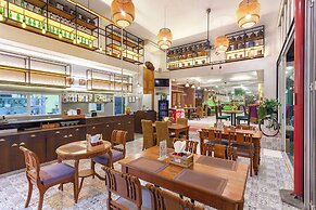 Thanthip Beach Resort