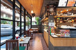 Thanthip Beach Resort