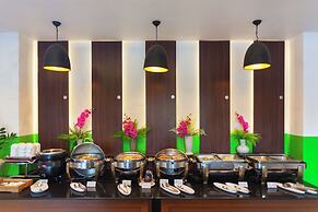 Thanthip Beach Resort