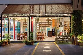 Thanthip Beach Resort