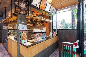 Thanthip Beach Resort