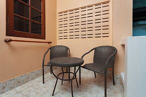 Thanthip Beach Resort