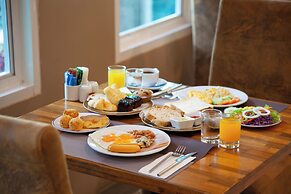 Thanthip Beach Resort