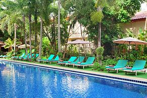 Thanthip Beach Resort