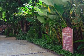 Thanthip Beach Resort