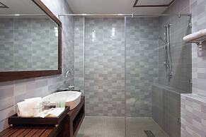 Thanthip Beach Resort