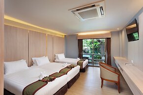 Thanthip Beach Resort