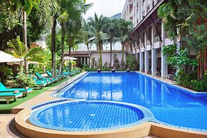 Thanthip Beach Resort