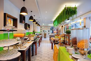 Thanthip Beach Resort