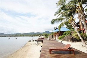 Tharathip Resort