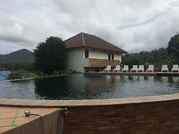 Tharathip Resort