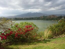 Babogaya Lake Viewpoint Lodge
