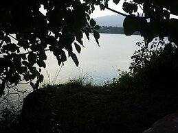 Babogaya Lake Viewpoint Lodge