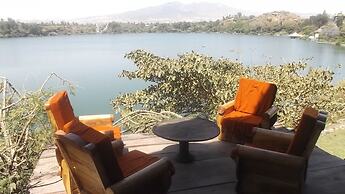 Babogaya Lake Viewpoint Lodge