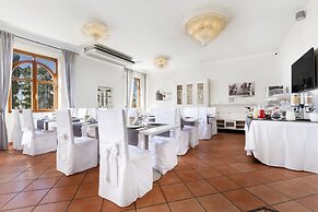 Hotel Herculaneum