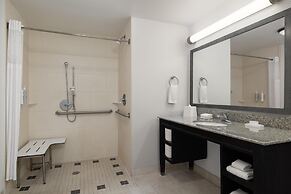 Hampton Inn & Suites Baton Rouge Downtown