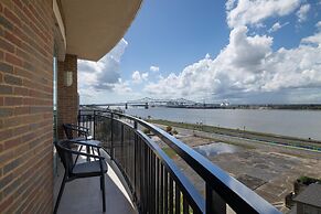 Hampton Inn & Suites Baton Rouge Downtown