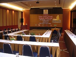 Hadyai Golden Crown Hotel