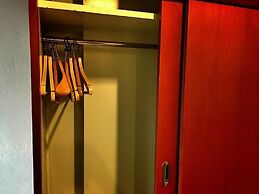 Hadyai Golden Crown Hotel