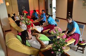 Hadyai Golden Crown Hotel