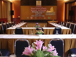 Hadyai Golden Crown Hotel