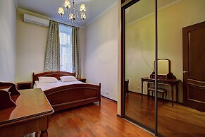 STN Apartments near Moscow Railway Station