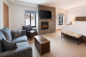 The Snowpine Lodge