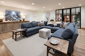 The Snowpine Lodge