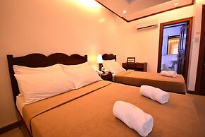 Ipil Suites Puerto Princesa