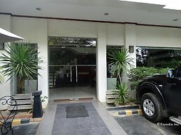 Ipil Suites Puerto Princesa