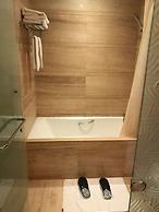 Jing'an Ziyuan Apartment