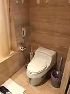 Jing'an Ziyuan Apartment