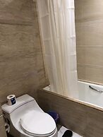 Jing'an Ziyuan Apartment