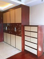 Jing'an Ziyuan Apartment